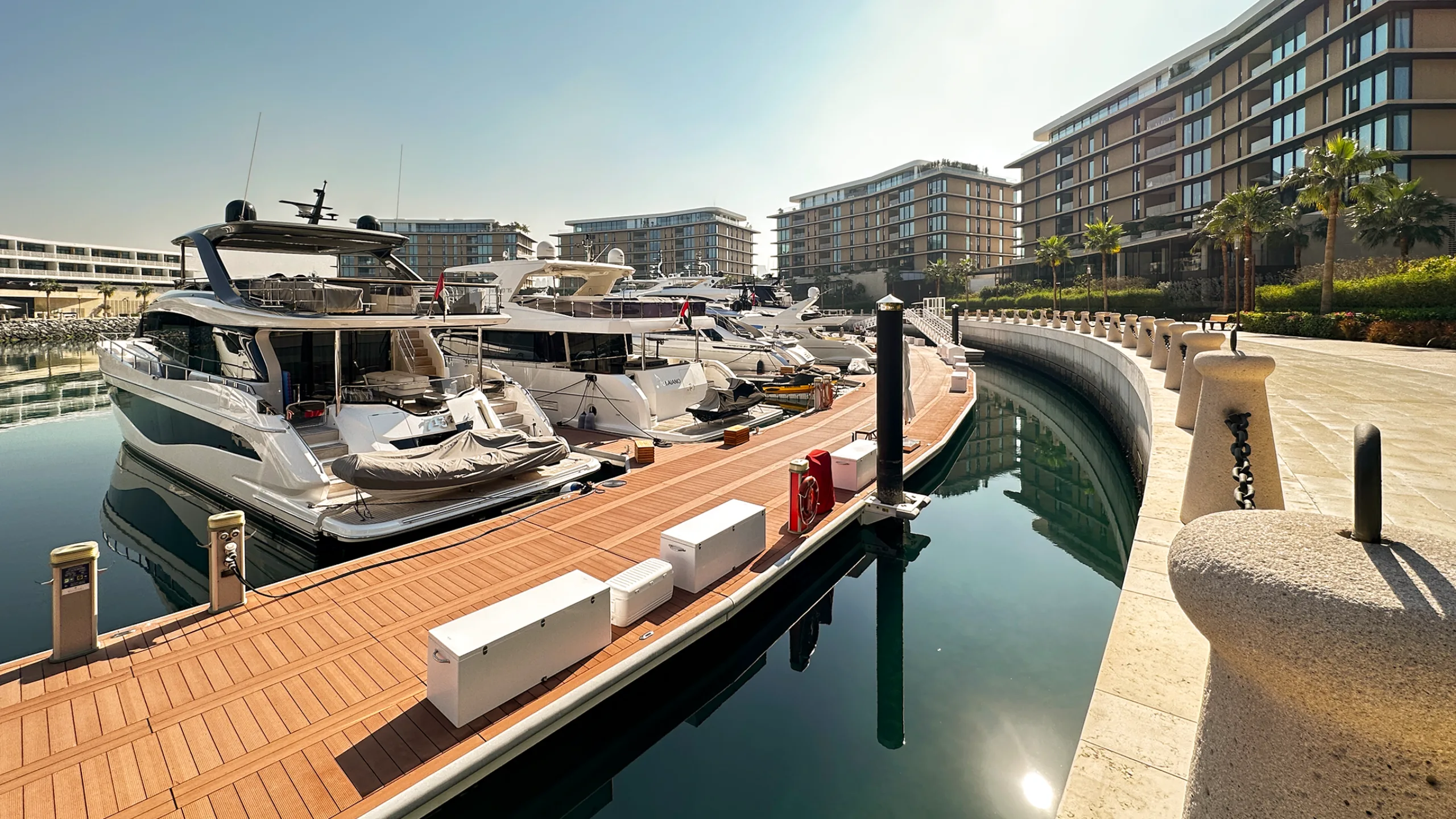 Aerial view of the Sea Mirror Villas community on Jumeirah Bay Island, Dubai
